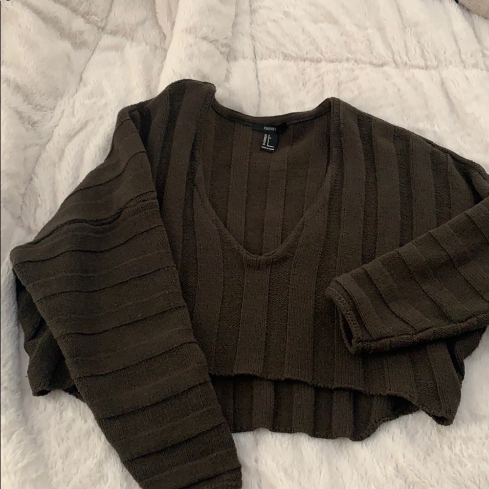 Crop sweater